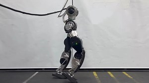 Un robot capable d'exécuter le «moonwalk» de Michael Jackson