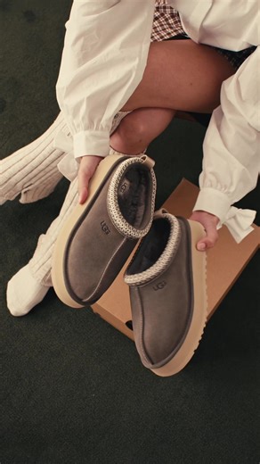 Add some flavor to your look. Tazz in Dried Oregano is here. #UGG