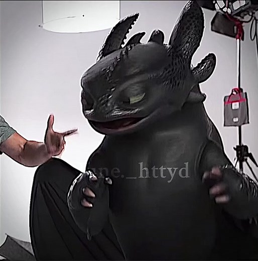 #edit #fyp #howtotrainyourdragon #varil #toothless