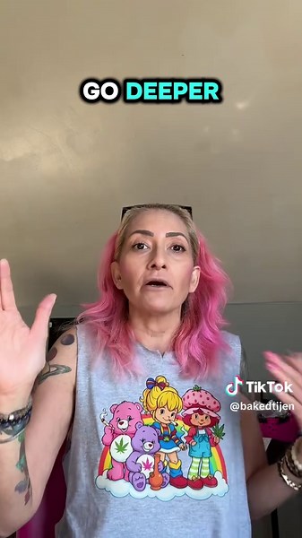 They made it cute. They made it sparkly. But underneath the rainbows was a whole spell of light distortion and color-coded control. This ain’t just nostalgia this was programming. Let me show you what they really hid inside Rainbow Brite. You ready to decode the rainbow? #rainbowbrite #explorepage #fypage #divinefeminine #spiritualtruth