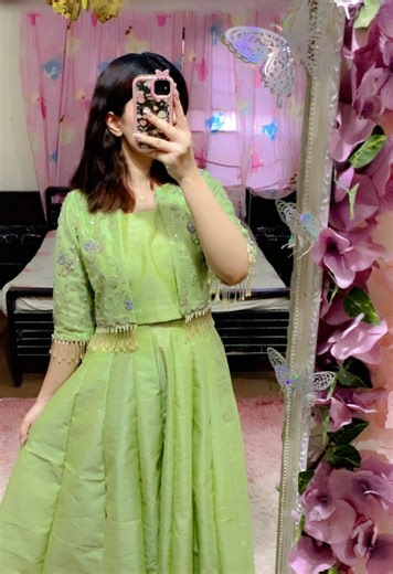 Cut Dana Jacket with Silk Lehanga Kurti in Green