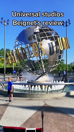 French Beignets Review at Universal Studios
