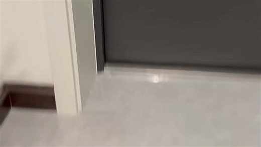 凯迪仕K70SE智能门锁（3015）到货即用，安装便捷，支持指纹、密码、NFC多种开锁方式，防撬报警更安心。适用于家庭入户门，告别钥匙困扰，老人小孩都能轻松使用