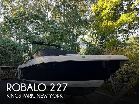Used 2008 Robalo 227 for sale in Kings Park, New York