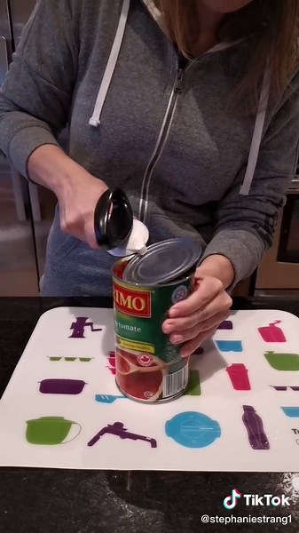 #tupperware #tuppergals #pastamaker #macaroni #quickmeals #pasta #canopener @jenelle_2002 @tcon2020