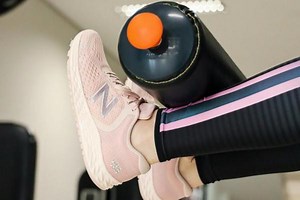 7 Olahraga Ringan yang Bisa Dilakukan Diam-Diam di Kantor