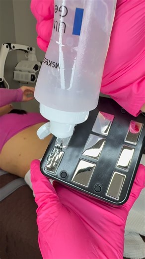 Evolve Body Contouring ⏳ The Evolve body sculpting treatment has different technologies to personalize the modalities specifically for your concerns. Targeting skin laxity, sagging skin, tones muscles, fat reduction and rejuvenation. This month of January you get 2 areas for $1,500✨. Transform your body this new year 😉👌🏼. 915-590-7900 📞 #medspa #bodysculpting #evolve #inmode #southwestplasticsurgery | Southwest Plastic Surgery