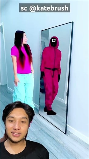 Bercermin Kostum Squid Game‼️