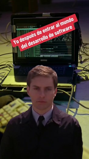 Yo después de entrar al mundo del desarrollo de software. #codinka #programacion #meme #desarrollodesoftware #DevLife