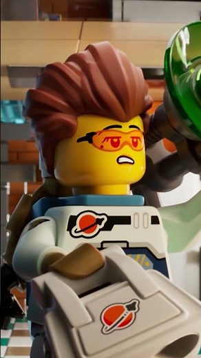 Découvrez la famille de Jason 👵 | NOUVEAU Lego City No Limits MAX | ‪@cartoonnetworkFR‬ #shorts