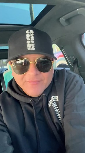 Get up and make it happen!!!! #fy #fyp #jimmyhumilde #motivation #friyay #fridayvibes #letsgo #chromehearts #humilde #losangeles #chicano #🇲🇽🇺🇸