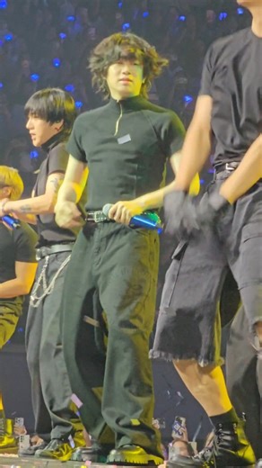 HEECHUL CUT - ROCKSTAR AT SS10 IN MANILA #KIMHEECHUL #HEECHUL #SUPERJUNIOR #SS10INMANILA #SUPERSHOW10 @heenim #김희철 #희님 #金希澈 #希澈 #ヒチョル #宇宙大スター | PetalsPH