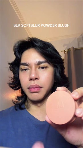 Discover BLK Soft Blur Powder Blush