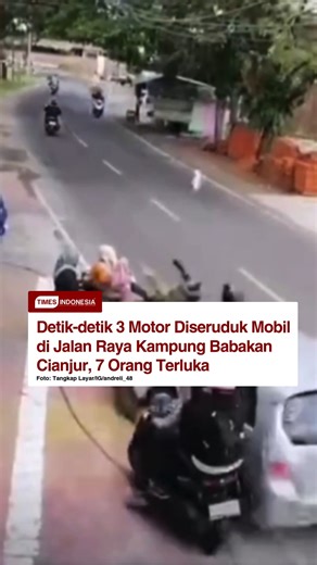 TIMES Indonesia on Instagram: "Kecelakaan lalu lintas beruntun terjadi di Jalan Raya Kampung Babakan, Desa Cidamar, Kecamatan Cidaun, Kabupaten Cianjur, Minggu sore (15/02/2026). Sebuah mobil Suzuki Aerio kehilangan kendali dan menghantam tiga sepeda motor serta satu unit mobil pikap yang tengah terparkir di pinggir jalan. Kapolsek Cidaun, AKP Ogin Ginandjar, mengonfirmasi insiden yang terjadi sekitar pukul 14.00 WIB itu menyebabkan tujuh orang mengalami luka-luka dan dilarikan ke fasilitas kese