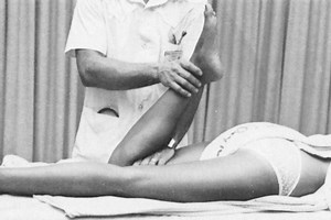 Wasserman's sign (inverse Lasègue) positive in semeiotics