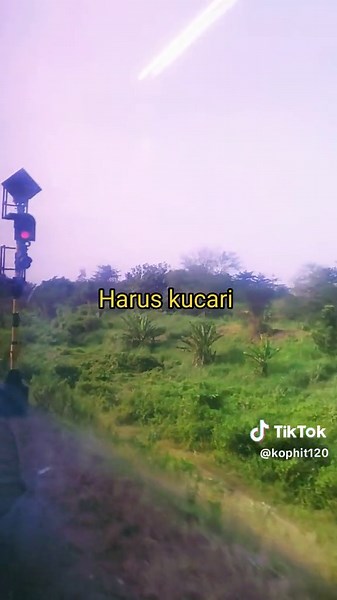 Lagu Iis Sugianto: Tangis Rindu - Lirik dan Maknanya