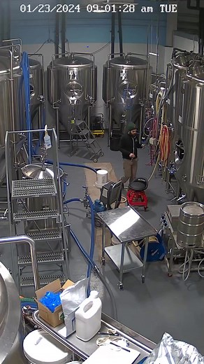 Bringing new meaning to beer on tap! 🍺 A worker in a US brewery has somehow walked away unharmed after a tank valve exploded, sending a high-pressure stream of beer straight into his chest. #9News | 9 News Sydney