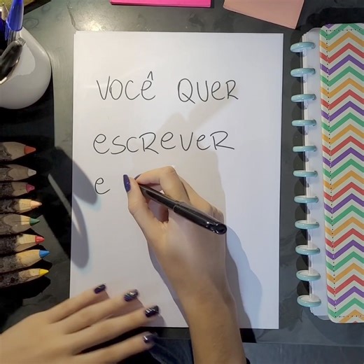 Você quer escrever e publicar seu livro sem uma editora? 📖 Quer economizar milhares de reais na publicação do seu livro, conseguir vender muito e ter uma renda extra, conseguir expressar suas ideias no papel com facilidade e poder compartilhá-las com o mundo e conseguir finalmente terminar seu livro… Realizando seu sonho de ter um livro escrito e publicado em 2026! 🤩 Vem aí a Semana do Destravar do Escritor, o evento que mais destravou escritores e aspirantes a escritores nos últimos anos. ✍️�