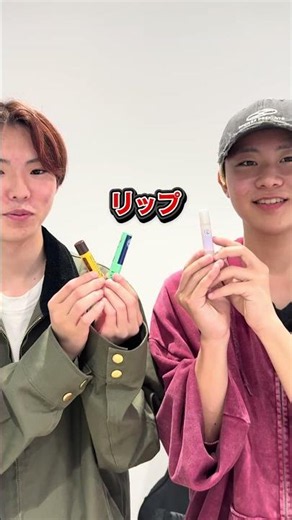 音楽専門学生のギターケース＆通学バッグの中身が見てみたい👀🎸👜みんなはギターケースと通学バッグの中に必ず入っているものはある？コメントで教えてー‼️💬