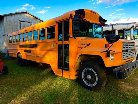 The 1994 Ford B700 Ride Along
