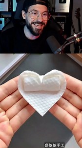 Pliage facile comment faire un cœur avec une serviette #diy #pliage #shorts #trending #pourtoi | Mrwendyreact