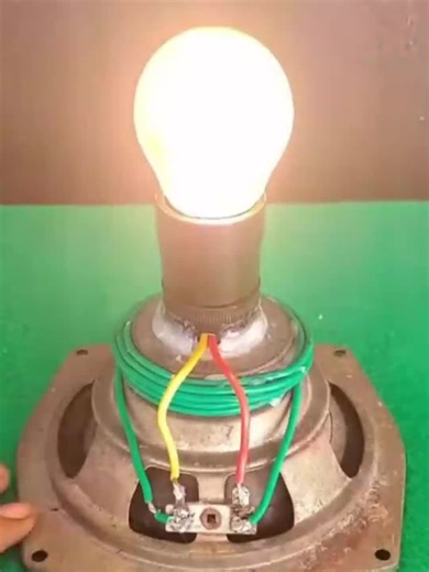 Never Pay For Power Again ⚡️ Click Link In Bio! #fyp #ForYou #ForYouPage #viral #trending #DIY #lifehacks #freeenergy #freepower #offgrid #solarpower #renewableenergy #sustainableliving #greenenergy #powerbackup