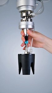 154K views · 769 reactions | Assist robot end tools # flexible grab Automated grab products, palletizing, loading and unloading # flexible claw # end tools | Tom Huang Autorobo | Facebook