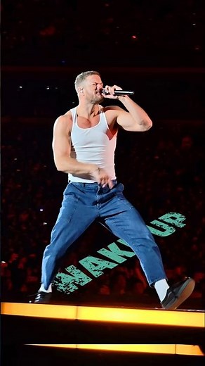 ⚡DAN SHAKES the STAGE – WAKE UP Live Shanghai 2026 🔥