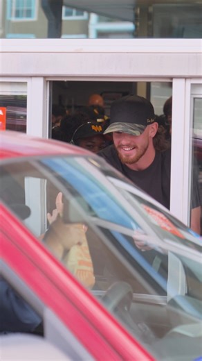 When Bobby Witt Jr. isn’t stealing bases, he’s stealing hearts (and drive-thru shifts) at the Wittaburger. 💪⚾🍔 | Whataburger