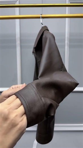 Spring New Arrival Men's Lapel Fashion Casual Leather Jacket #Men'sLeatherJacket #NewArrival #ShortV