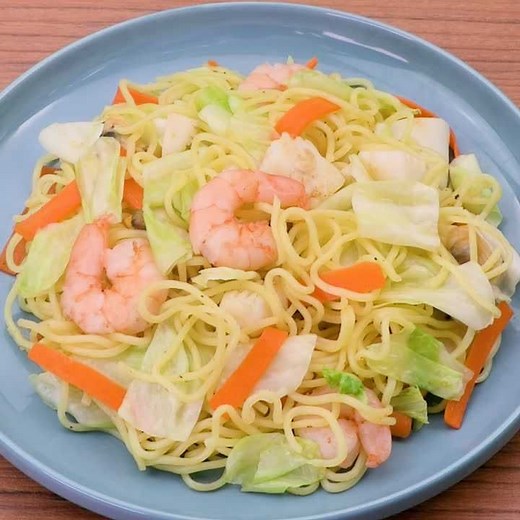 シーフードミックスで作る！ 海鮮塩焼きそばのレシピ動画・作り方 | デリッシュキッチン