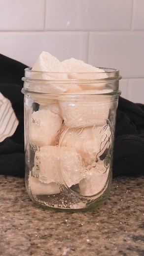 It’s so easy to make these #DIY laundry detergent pods. #ClimateSolutions #Sustainable | Pattrn