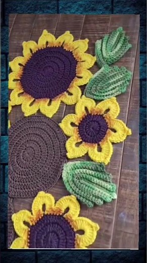 Crochet sunflower design table runner #crochettablerunner #crochetdecor #crochetprojects
