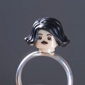 Turning a 2 Euro coin into a stylish LEGO ring! | 5-Minute MAGIC