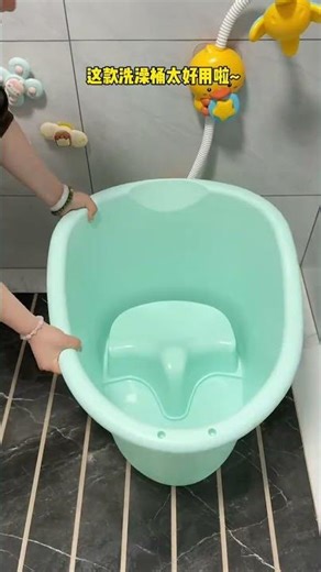 Baby's First Spring Bath - Cutest Spring Tradition