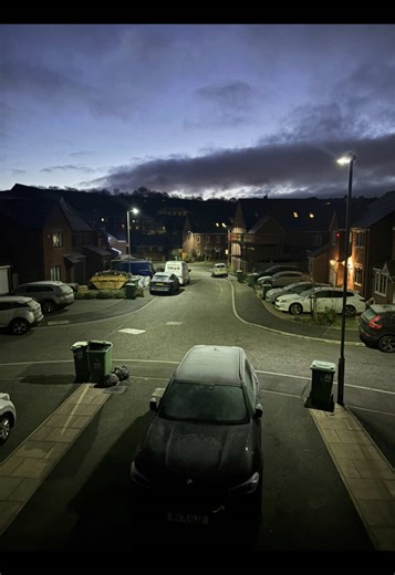 Understanding the 'Hola Mami' Phrase in Popular Culture