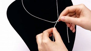 How to Make a Quick and Easy Adjustable Slider Necklace