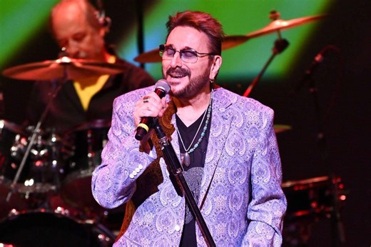 Three Dog Night singer Chuck Negron dies
