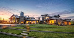 Gallery: 'One of the finest lakefront estates in all of Minnesota' listed for $11M