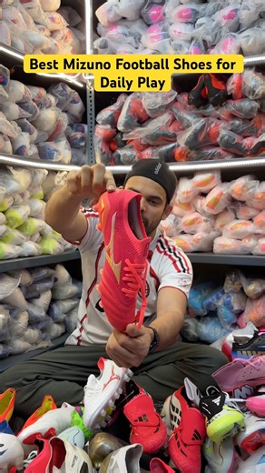 Best Mizuno Football Shoes for Daily Play #football
