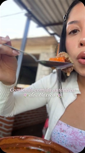 ASMR en Español: Disfrutando Comida Auténtica de Morelos