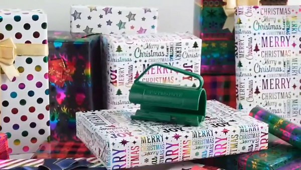 BANGDAERGE 2Pcs Wrapping Paper Roll Cutter Wrapping Paper Cutter Tool with Handle Push Cut Easy Sliding Birthday Gift Wrap Paper Roll Dispenser and Cutter Holder Green,Gree-christmas Green2