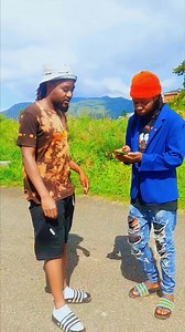 Nyimbo ya lulu iyi yot sindingaziphe #viral #trend https://youtu.be/wVzz1FzOmBU | Aras Nyekhema