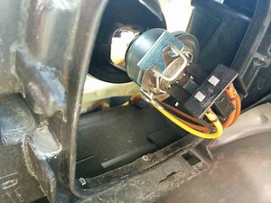 Low Beam Bulb Replacement