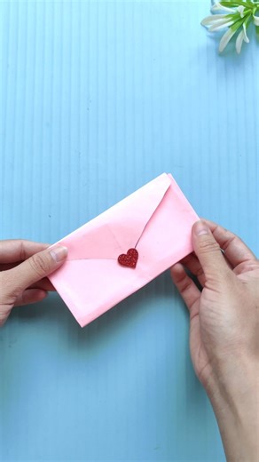Aayu on Instagram: "Diy cute envelope making ideas 😊🎁. . . . . #diyenvelope #papercraft #envelope #instagood #beautifulenvelopes"