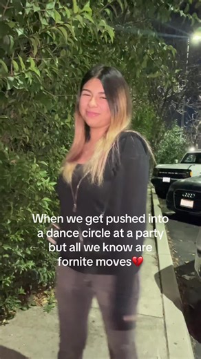 Mastering Fortnite Dance Moves at Parties