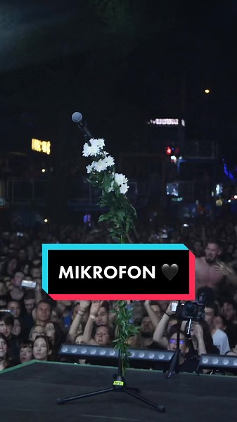 🎤🖤 #awszenekar #metal #hallgasshazait #budapestpark