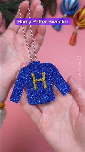 Sparkly Harry Potter Sweater DIY — Easy Hot Glue Ornament for Christmas Decor