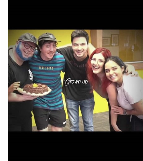 Chorando com Clayson: A Emoção de Felipe Neto