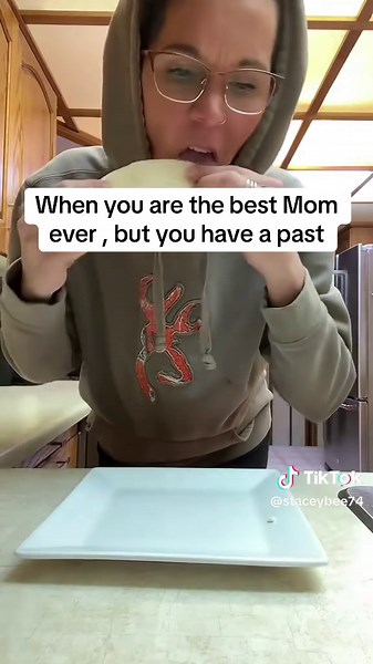 The Best Mom Ever: Reliving the 80s with Stacey Mamo